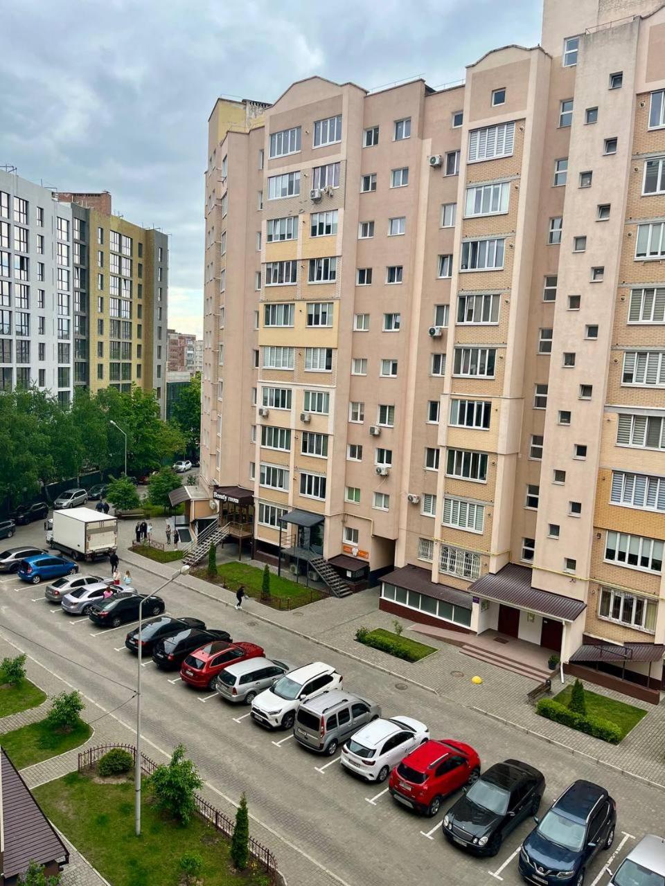 Дво І Одно Кімнатні Апартаменти Новобуд Рн Авторинку Трц Адреналін Сіті Lutsʼk Εξωτερικό φωτογραφία